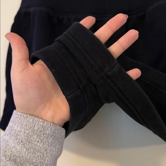 Nike Black Sweat Shorts - Picture 4 of 6